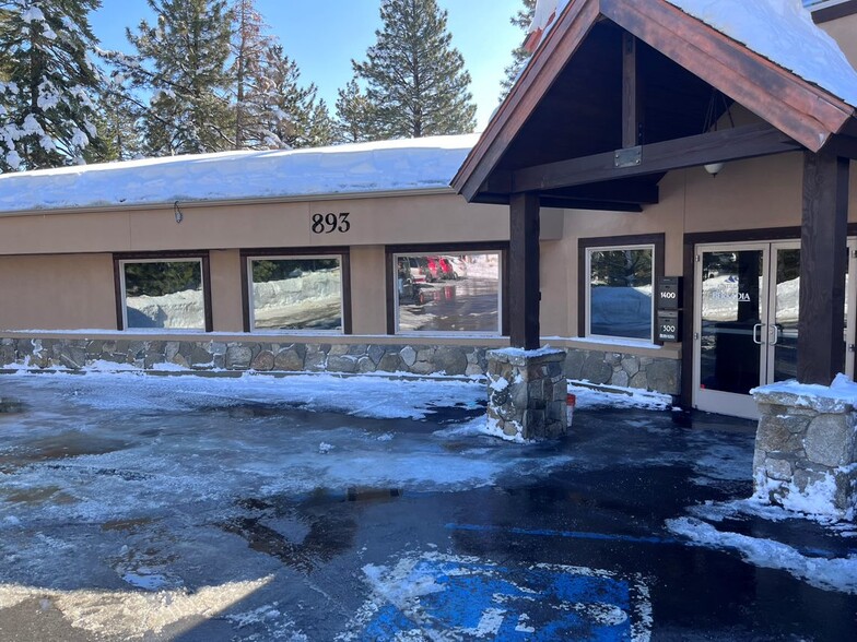 893-899 Tahoe Blvd, Incline Village, NV for rent - Building Photo - Image 2 of 4