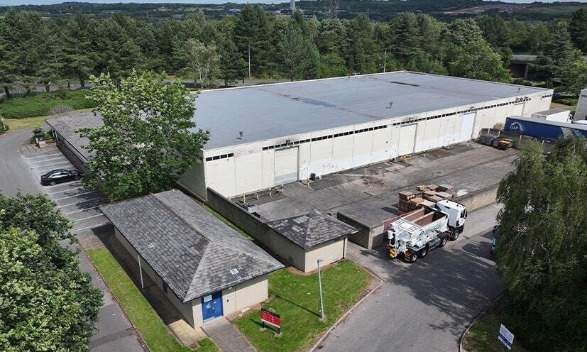 Manor Park Industrial Estate, Runcorn to rent - Building Photo - Image 2 of 8