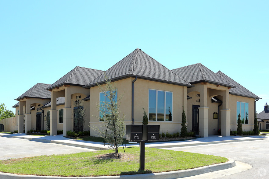 2311 N 9th St, Broken Arrow, OK for rent - Building Photo - Image 3 of 3