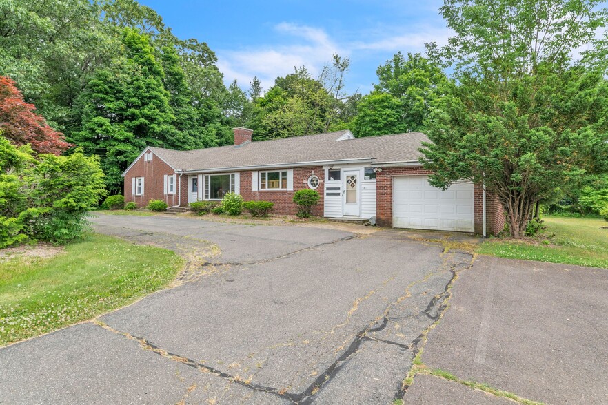 580 Hazard Ave, Enfield, CT for rent - Building Photo - Image 1 of 25