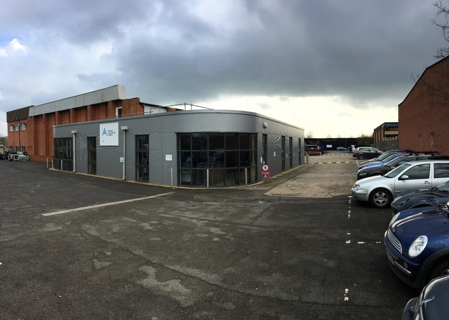 Telford Rd, Bicester for sale Primary Photo- Image 1 of 1