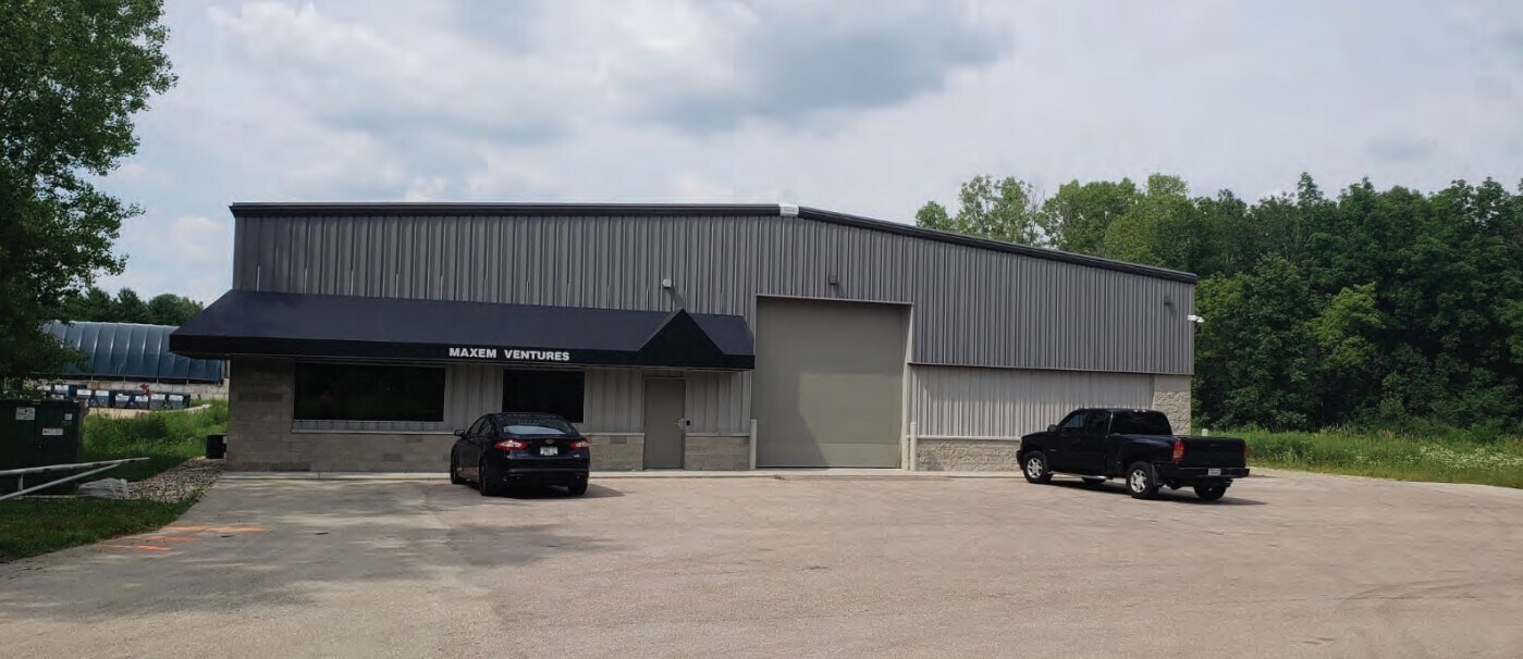 5496 Express Cir, Madison, WI for sale Primary Photo- Image 1 of 1