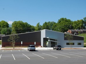 630 Brookwood Business Park Dr, Winston-Salem, NC for sale Primary Photo- Image 1 of 1