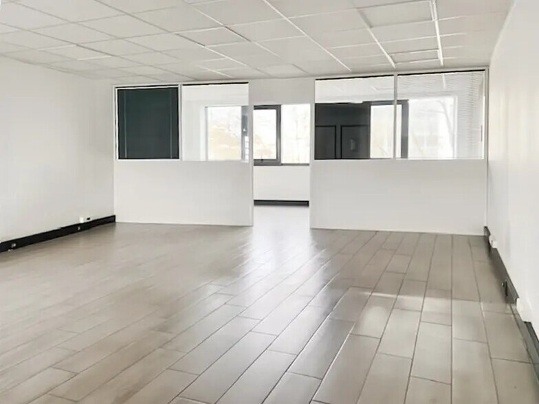 Avenue Du Général Leclerc, Boulogne-Billancourt to rent - Interior Photo - Image 1 of 7