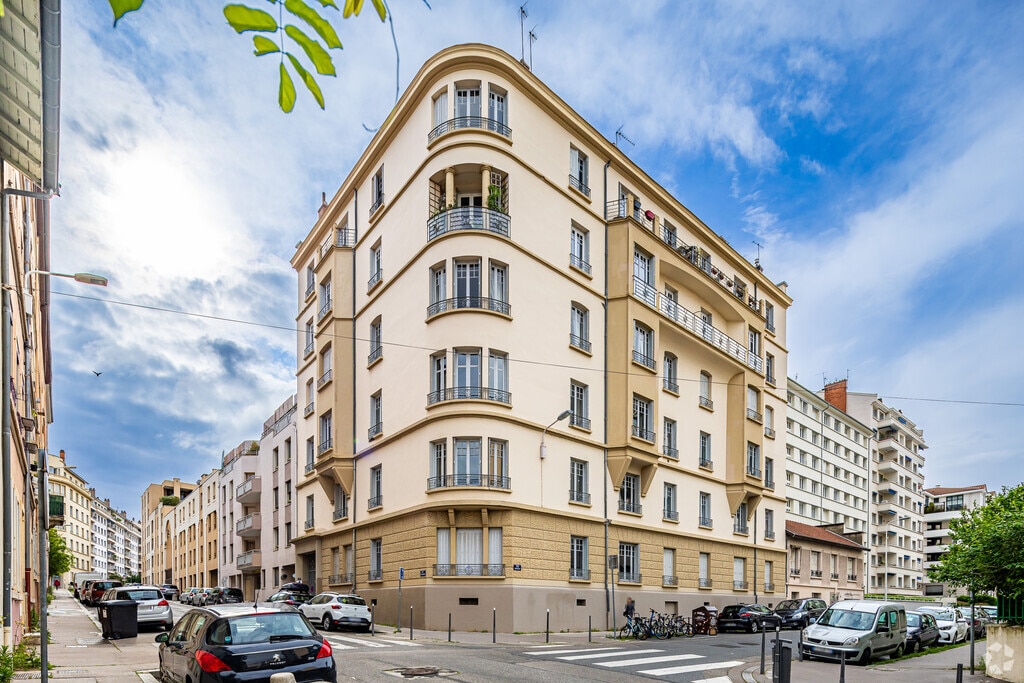 Location Bureaux 100 m² - Photo 1