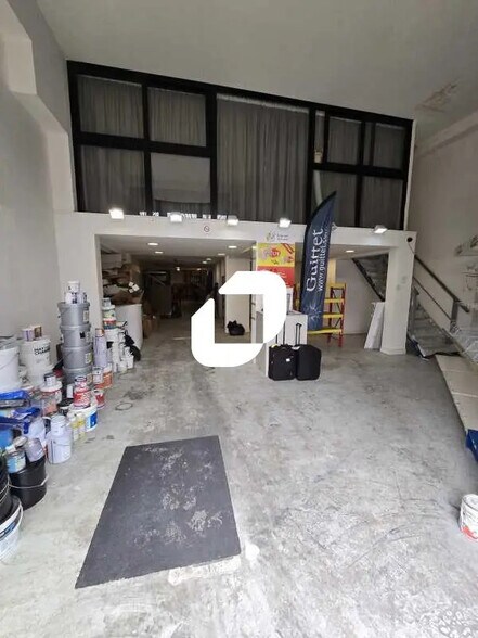 Office in Bagnolet for sale - Lobby - Image 1 of 10