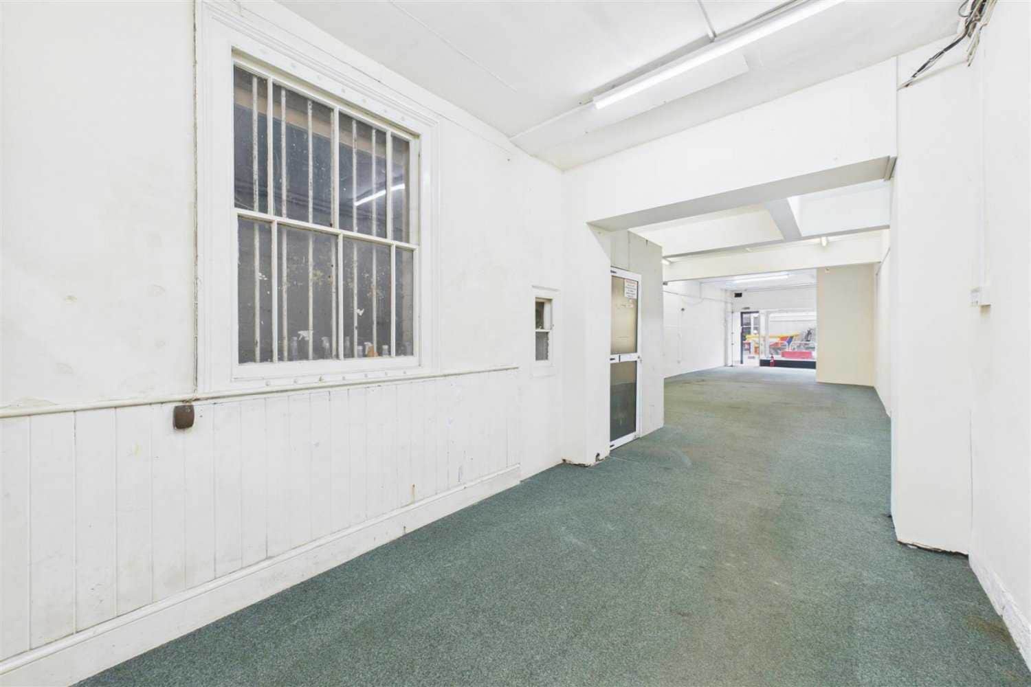 4 New Rd, Bridgwater for sale Interior Photo- Image 1 of 14