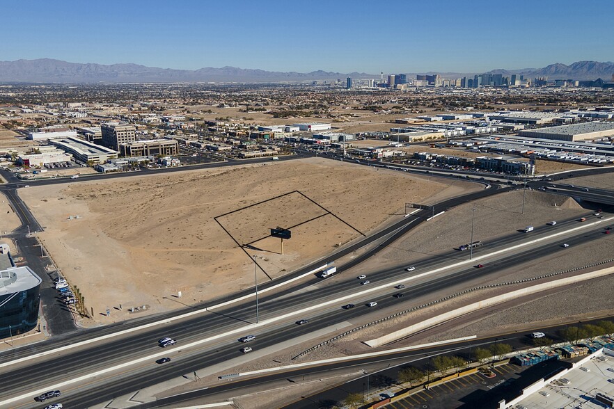 7000 Block - I-215 SW, Las Vegas, NV for sale - Building Photo - Image 1 of 7