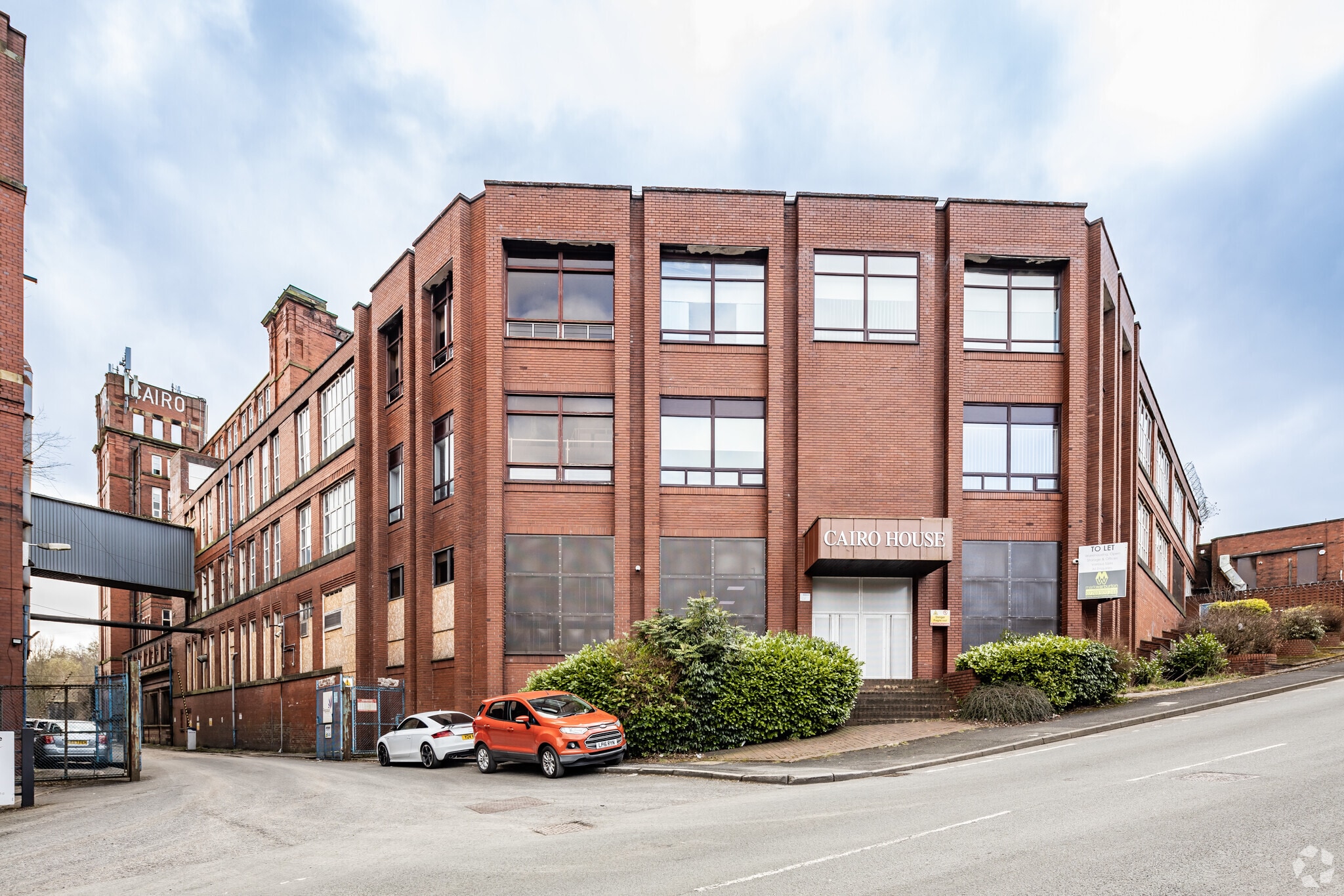 Greenacres Rd, Oldham for sale Primary Photo- Image 1 of 1