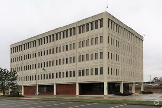 35353 Curtis Blvd, Eastlake, OH for sale Building Photo- Image 1 of 1