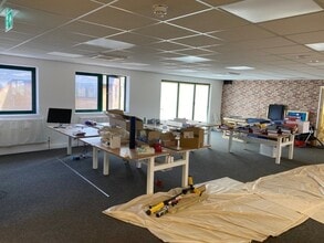 Unit 7 Stockingswater Lane, Enfield to rent Interior Photo- Image 2 of 4