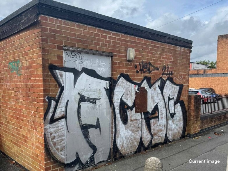 29 Cricklade Rd, Swindon to rent - Building Photo - Image 2 of 2