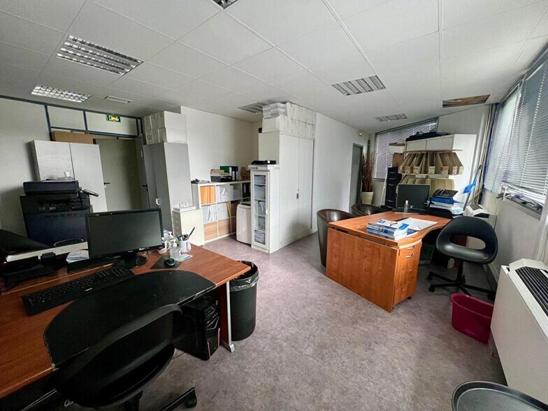 Office in Labège to rent - Building Photo - Image 2 of 2