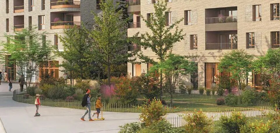 Retail in Alfortville to rent Building Photo- Image 1 of 6