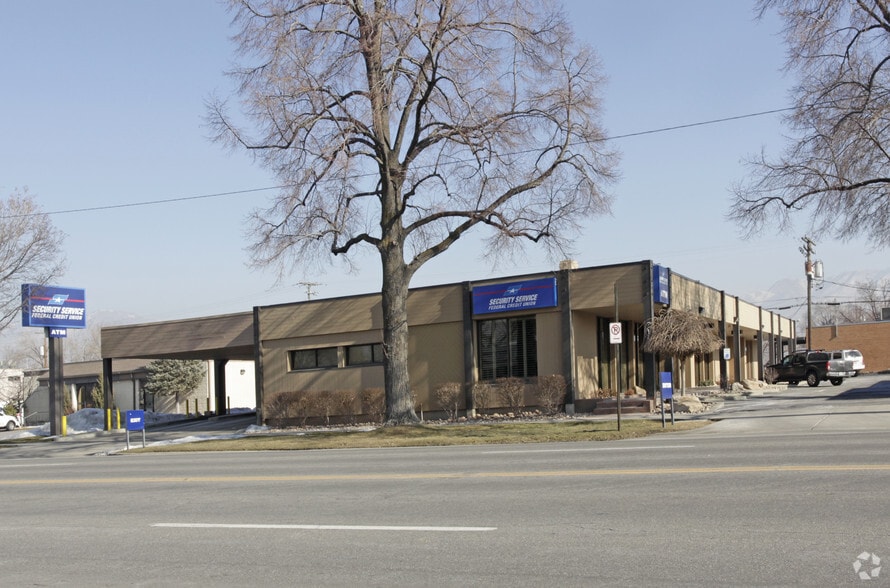 1467 S Main St Portfolio portfolio of 2 properties for sale on LoopNet.co.uk - Primary Photo - Image 2 of 2