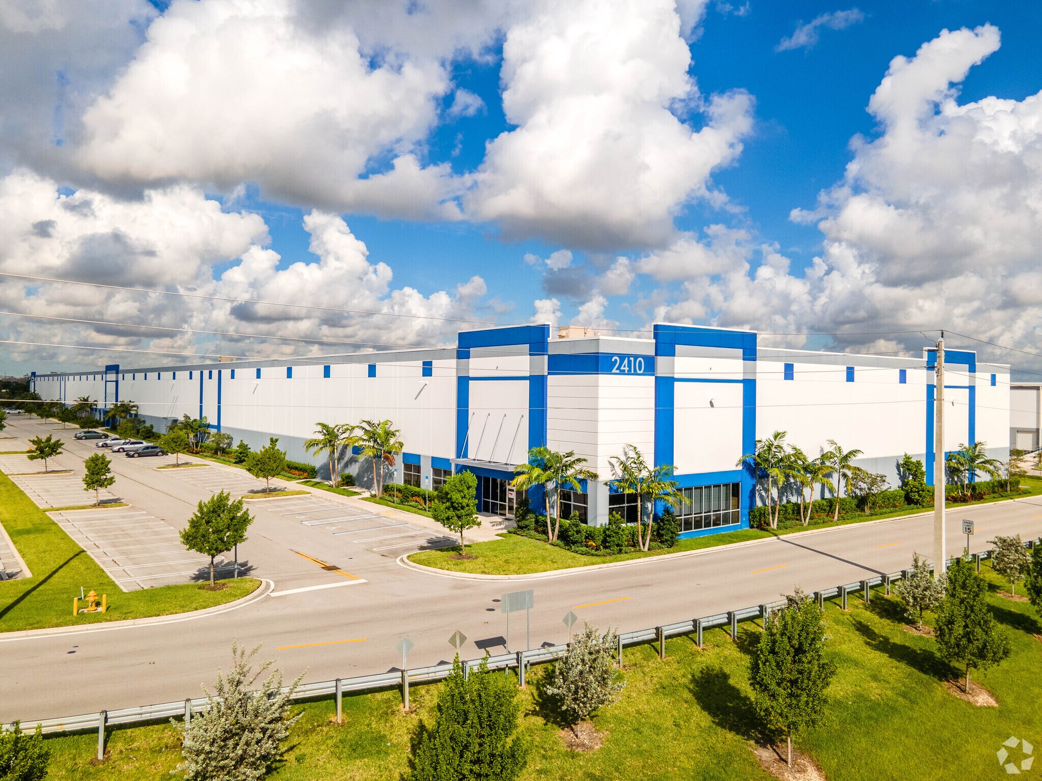 2290-2398 NW 119th St, Miami, FL to rent Primary Photo- Image 1 of 3