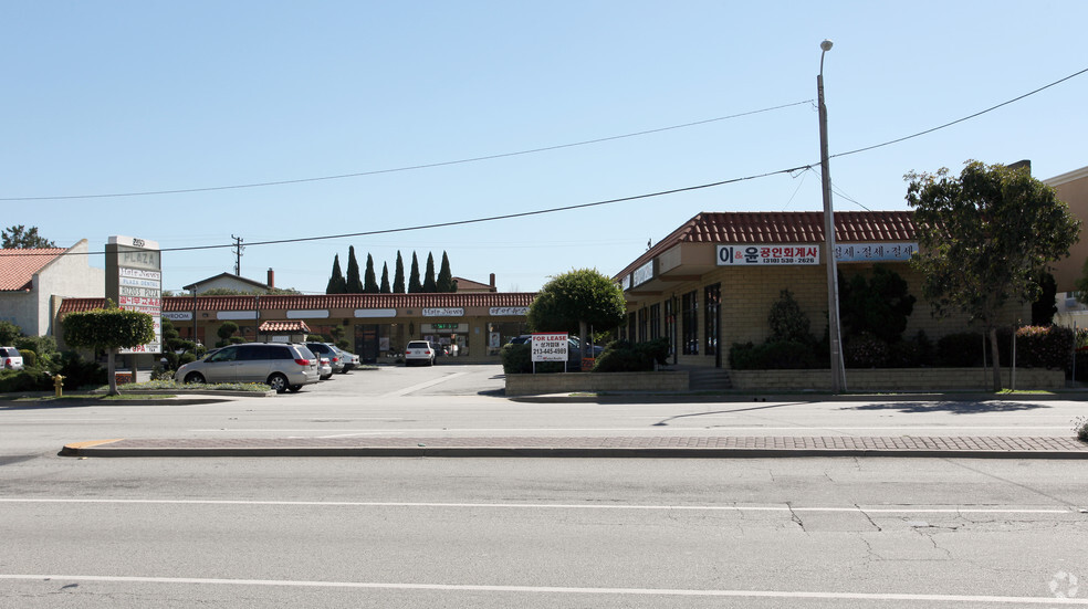 2350 Sepulveda Blvd, Torrance, CA for rent - Primary Photo - Image 1 of 3