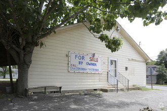 900 N Piedmont Ave, Kings Mountain, NC for sale Primary Photo- Image 1 of 4