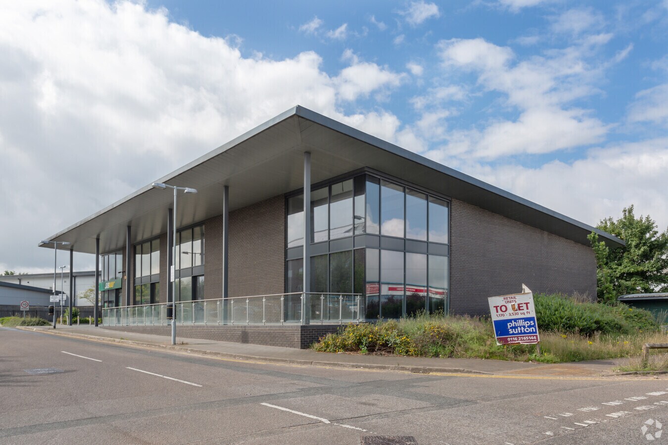 St Davids Way, Nuneaton CV10 7SD UK