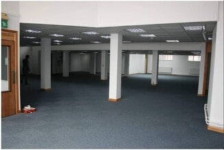 South Wolfe St, Stoke On Trent to rent Interior Photo- Image 1 of 1