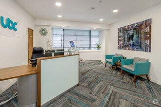 1000 Great West Rd, Brentford to rent Interior Photo- Image 2 of 19