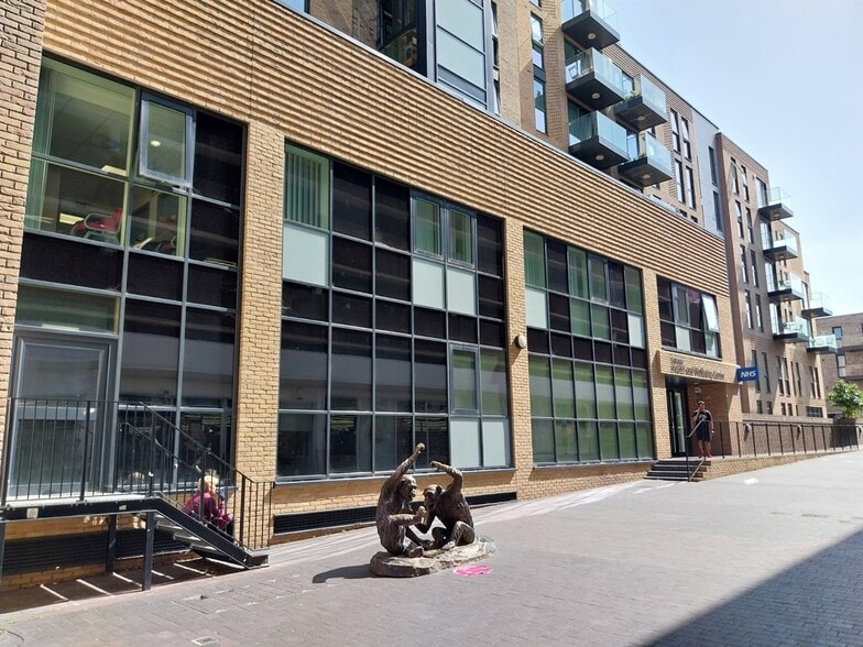 19 Homefield Rise, Orpington to rent - Building Photo - Image 2 of 7