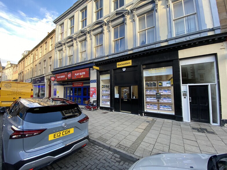 129-133 High St, Arbroath for rent - Building Photo - Image 1 of 1