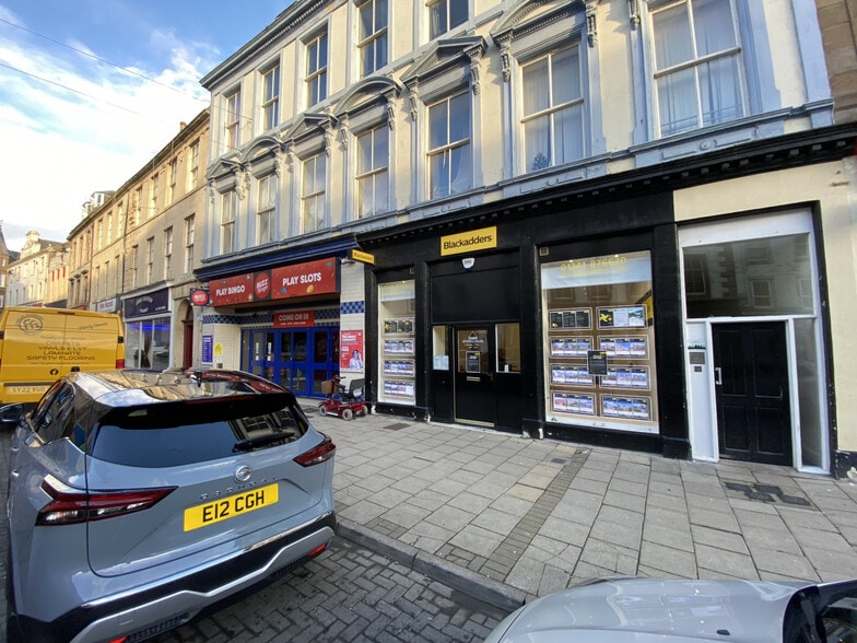 141 High St, Arbroath to rent - Primary Photo - Image 1 of 1