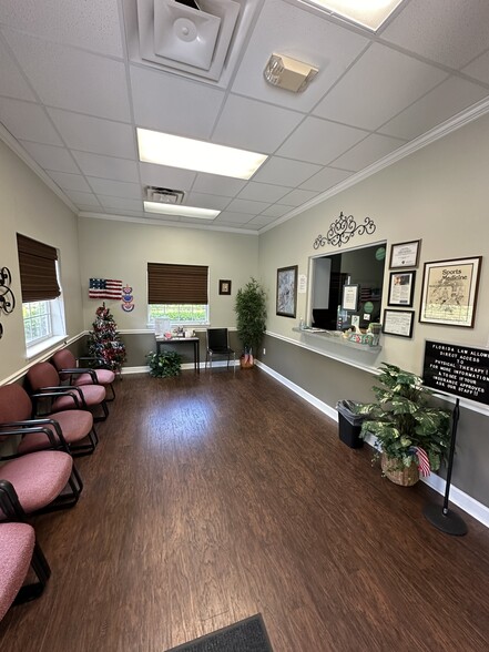 1550-B Business Center Dr, Orange Park, FL for rent - Building Photo - Image 2 of 37