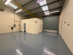 West Chirton North Industrial Estate, North Shields to rent Interior Photo- Image 1 of 3