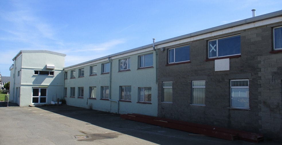 Braye Road Industrial Estate Vale, Guernsey to rent - Building Photo - Image 3 of 5