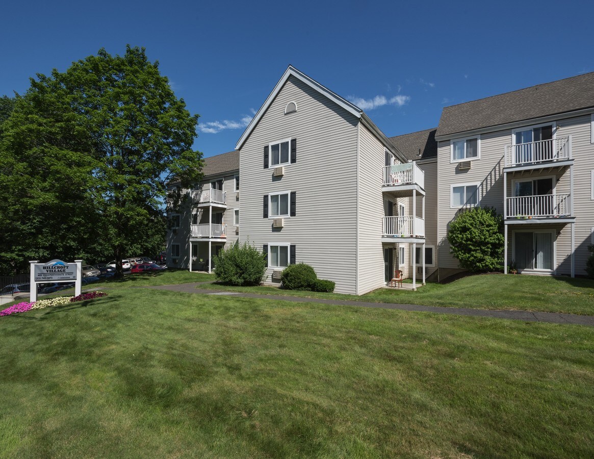 10 Clapboard Ridge Rd, Danbury 06811