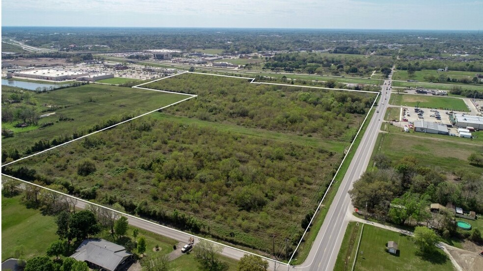 Southeast Corner of Highway 35 Bypass & F.M. 517, Alvin, TX for sale - Aerial - Image 3 of 4