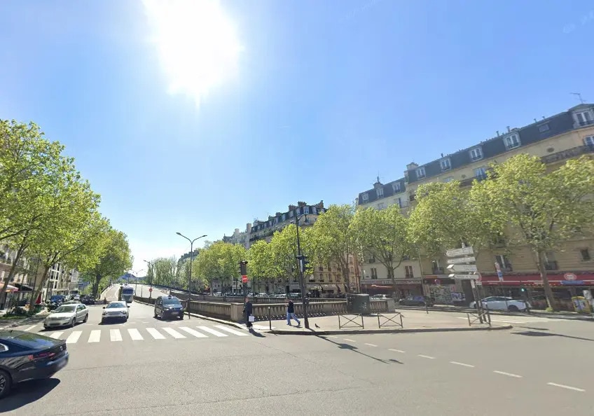 Location Commerce 328 m² - Photo 1