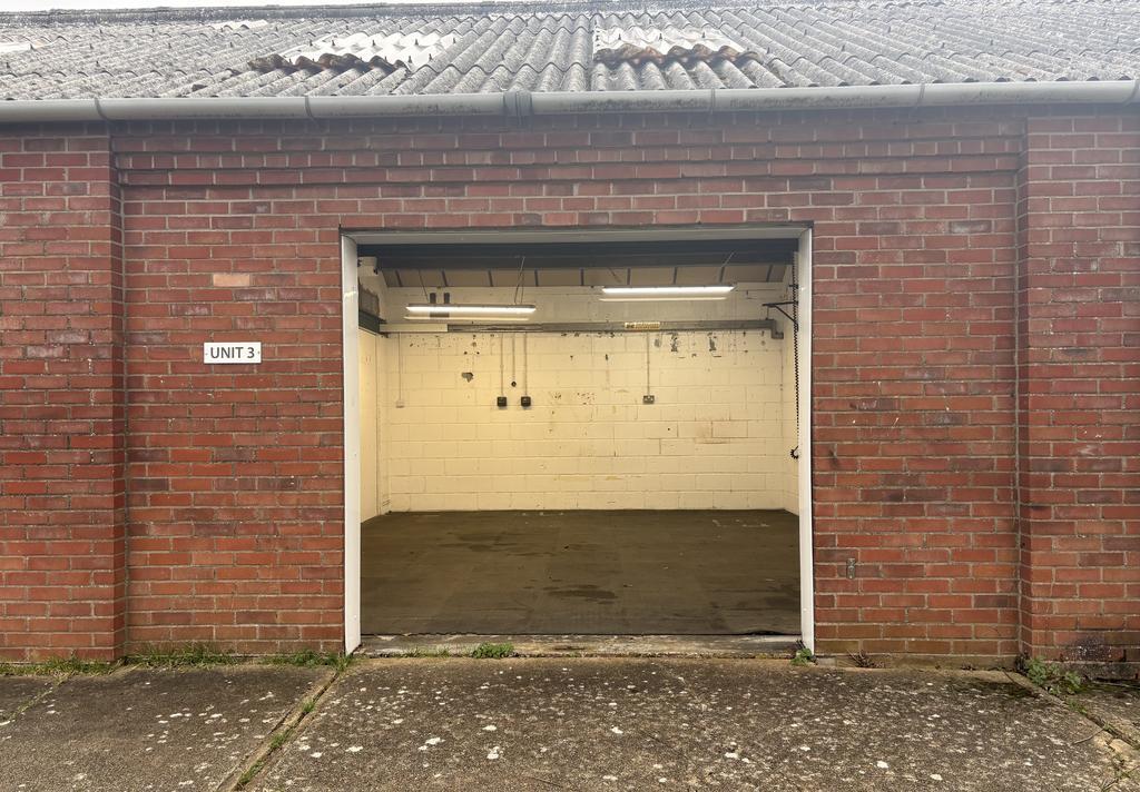 Wethersfield Rd, Sible Hedingham to rent Building Photo- Image 1 of 22