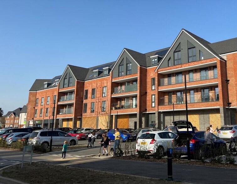 London Rd, Wokingham, RG40 1RE Montague Park UK