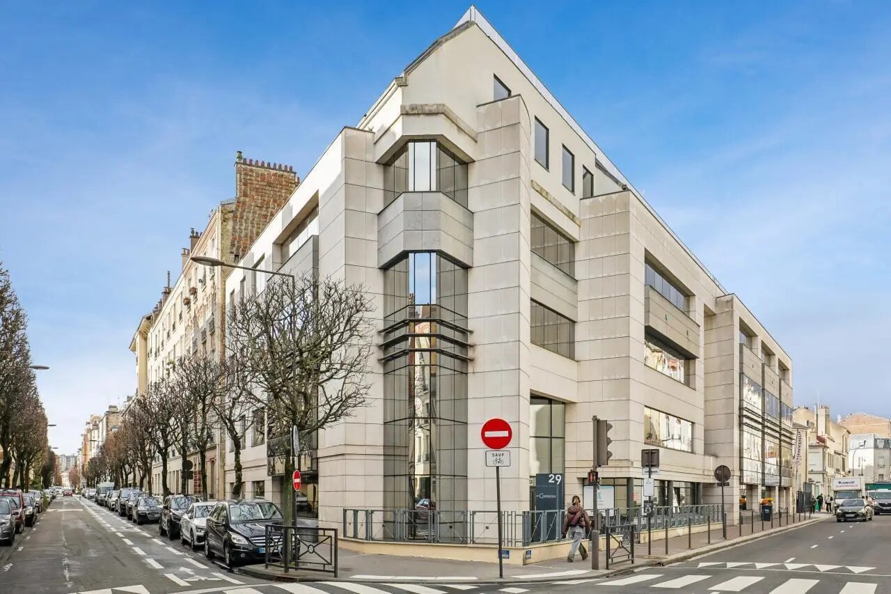 Office in Vincennes to rent Building Photo- Image 1 of 15