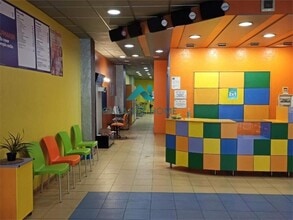 Retail in Granada, Granada to rent Interior Photo- Image 2 of 4