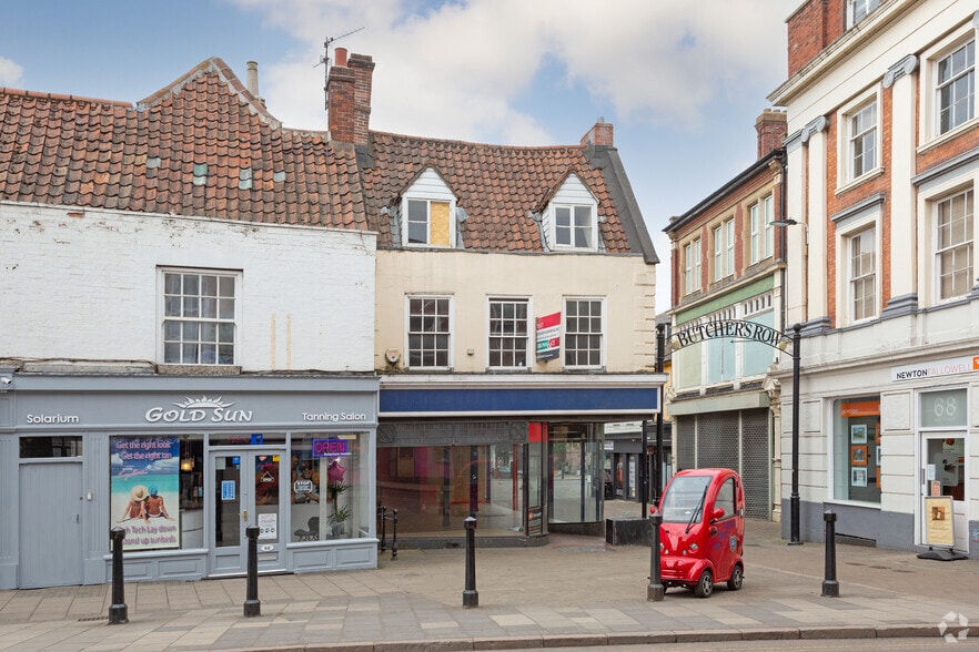67 High St, Grantham for sale - Building Photo - Image 2 of 6