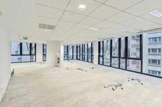 Office in Villeurbanne to rent Interior Photo- Image 2 of 9