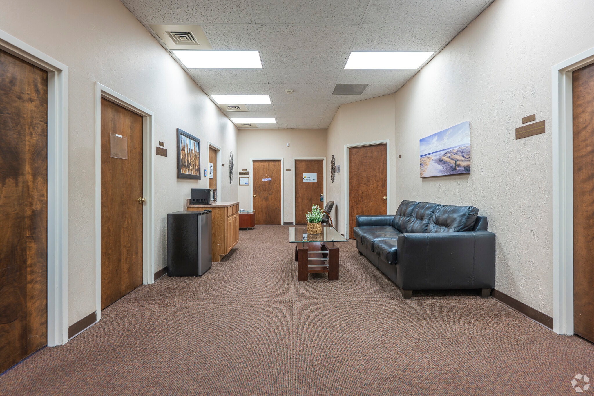2901 Juan Tabo Blvd NE, Albuquerque, NM to rent Interior Photo- Image 1 of 2
