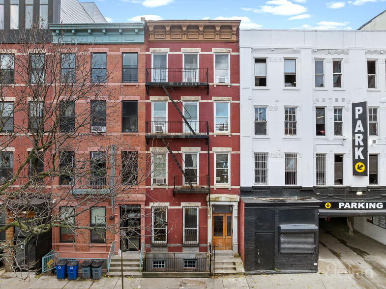 160 E 105th St, New York, NY for sale - Building Photo - Image 1 of 11