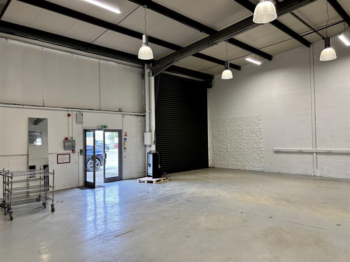 Draycott Rd, Moreton In Marsh, GLS GL56 9JY - Unit 68 - - Interior Photo - Image 2 of 6