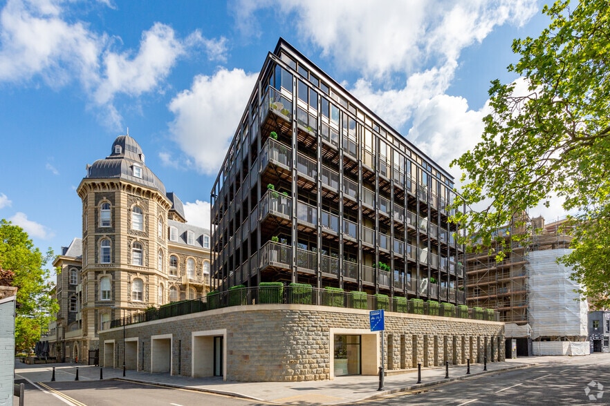 Guinea St, Bristol to rent - Primary Photo - Image 1 of 7