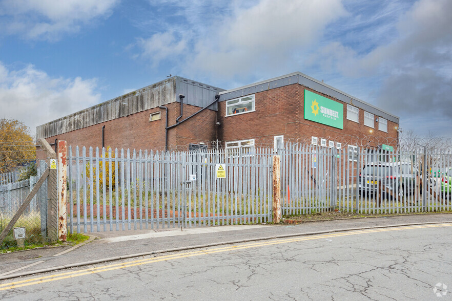 Sunbelt Rentals, Sneyd Hl, Stoke On Trent for rent - Building Photo - Image 2 of 2