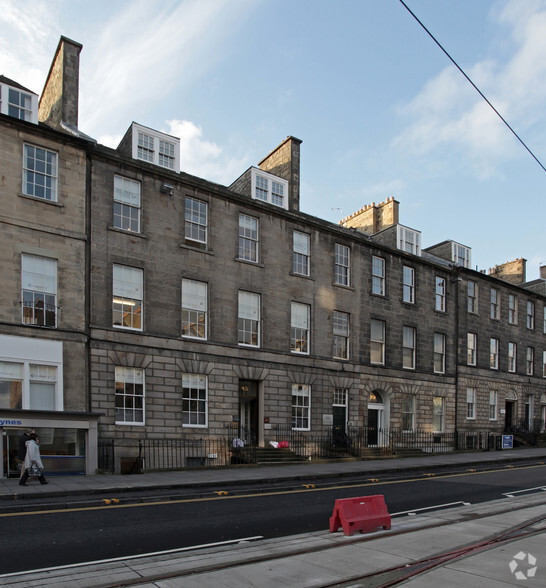 39 York Pl, Edinburgh for sale - Primary Photo - Image 1 of 2