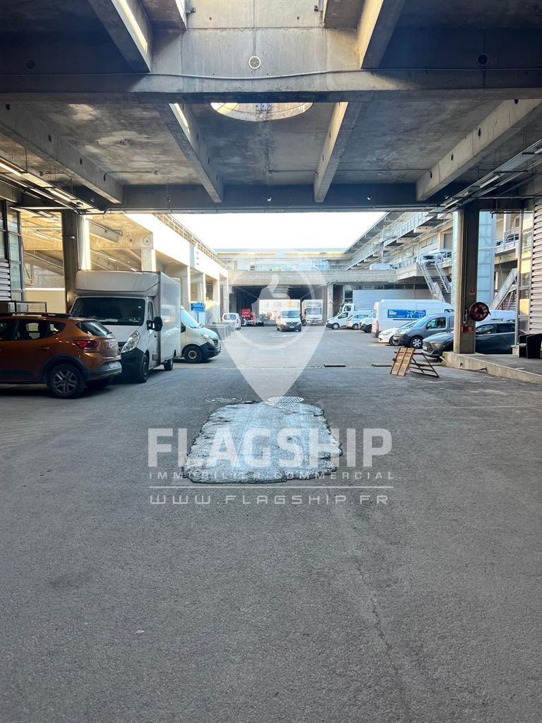 Industrial in Pantin to rent Building Photo- Image 1 of 8