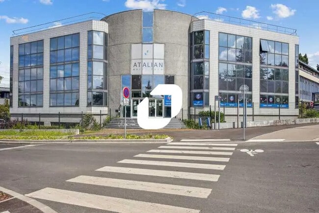 Vente Local d'activités 251 m² à 791 m²