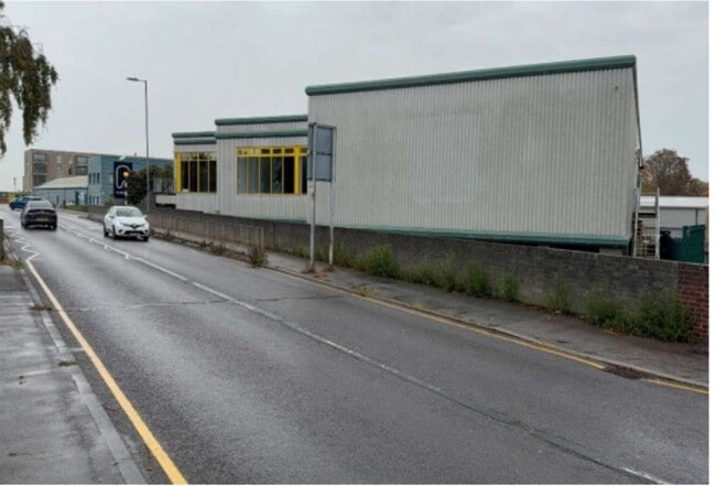 More details for Radford Way, Billericay - Retail for Sale