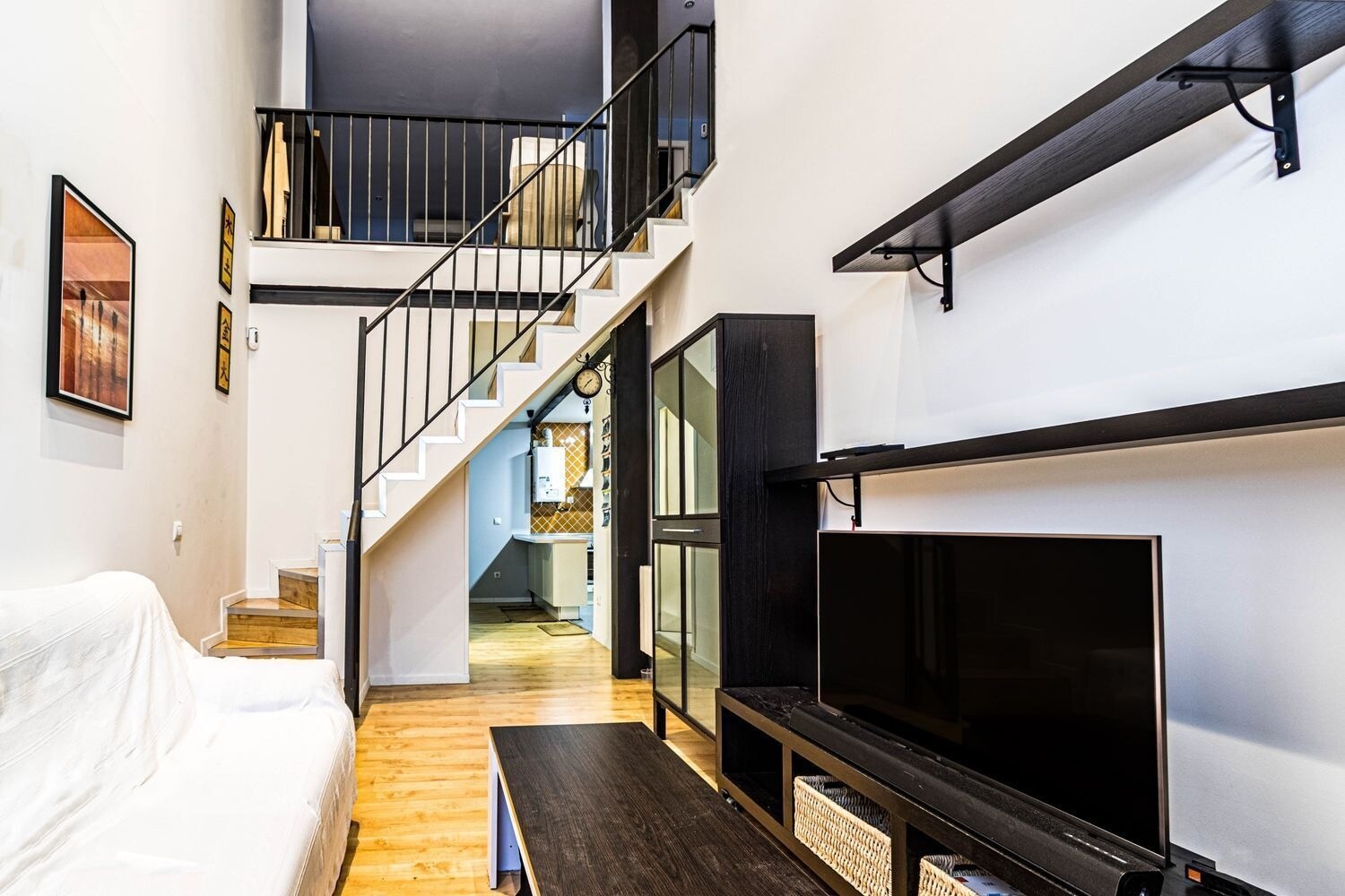 Build-to-Rent in Madrid, Madrid for sale Interior Photo- Image 1 of 6